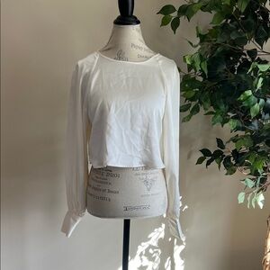 Elegant White Long Sleeve Cropped Satin Blouse